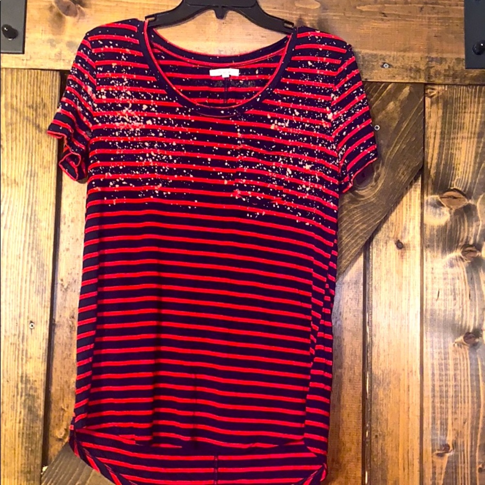 Short sleeve tee